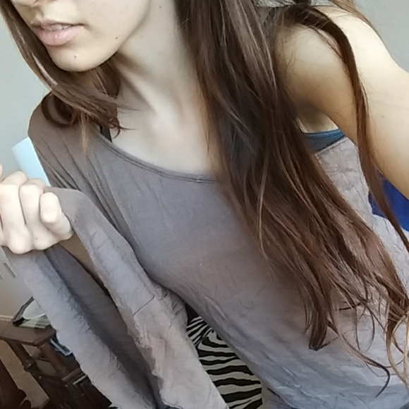 Asymmetric One Sleeve Shirt - Picture 7 of 13